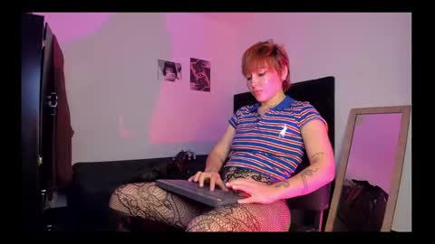 Snapshot of elektra_carey chatting on November 9, 2:43 am elektra carey online show from November 9, 2:43 am