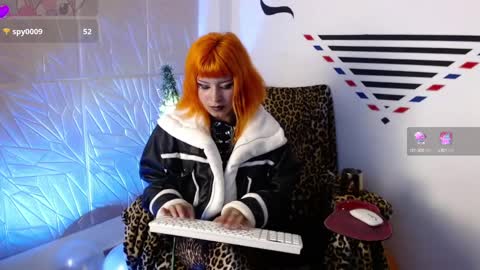Snapshot of elektra_petite chatting on December 6, 1:40 am ELEKTRA hii my birthday is tomorrow but I will celebrate it on Sunday Ill wait for you online show from December 6, 1:40 am