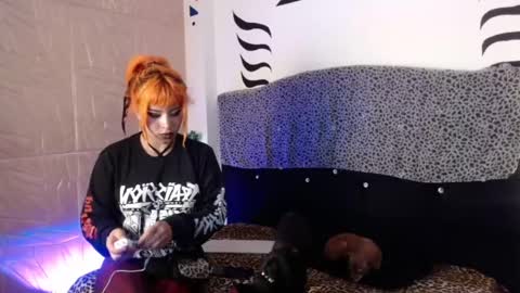Snapshot of elektra_petite chatting on January 7, 6:35 pm ELEKTRA hii my birthday is tomorrow but I will celebrate it on Sunday Ill wait for you online show from January 7, 6:35 pm