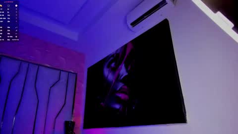 Snapshot of elektra_raven chatting on October 24, 1:07 pm elektra_raven online show from October 24, 1:07 pm