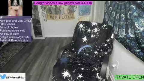 Snapshot of elektraexotic chatting on April 8, 6:02 am Elektra online show from April 8, 6:02 am
