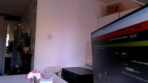 Elektra online show from May 7, 10:31 am