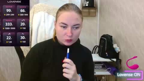 Snapshot of elena_maeer chatting on November 12, 8:26 am Elena online show from November 12, 8:26 am