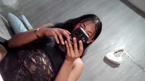 Snapshot of elenacum chatting on September 16, 1:23 pm elenacum online show from September 16, 1:23 pm