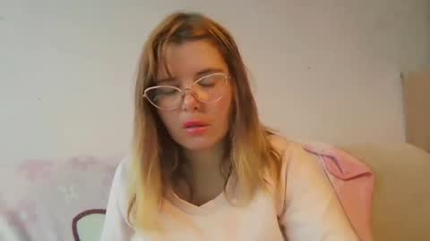 Elena online show from December 2, 1:28 pm