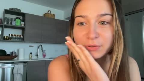 Elena online show from June 2, 3:25 pm