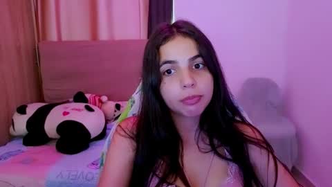 agnes online show from May 26, 7:10 pm
