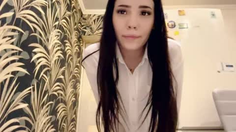 Hanna online show from April 23, 7:16 pm