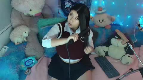 miu  online show from November 3, 12:46 am