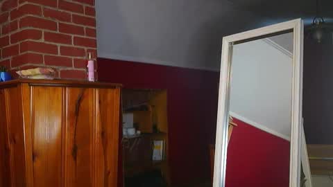 Snapshot of elfenemma chatting on February 6, 7:17 pm Emma online show from February 6, 7:17 pm