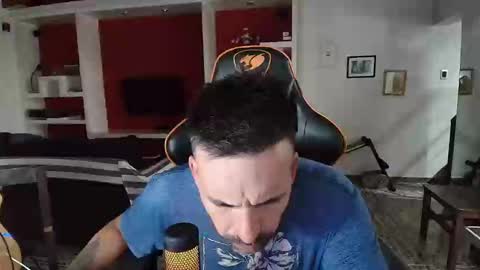 Snapshot of elfetas chatting on December 31, 2:08 am elfetas online show from December 31, 2:08 am