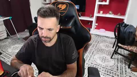 Snapshot of elfetas chatting on January 28, 1:39 am elfetas online show from January 28, 1:39 am