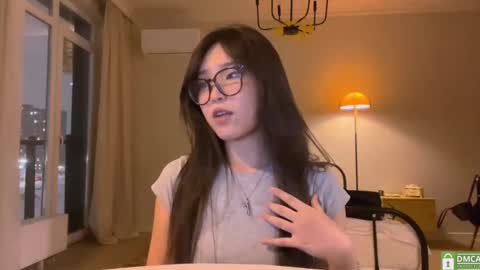 Aira online show from February 22, 5:44 pm