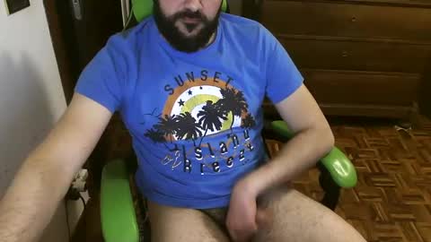 Snapshot of elgringo_112 chatting on February 12, 7:35 pm el gringo online show from February 12, 7:35 pm