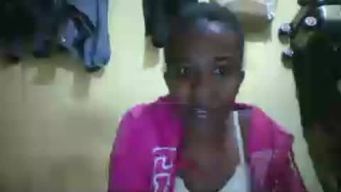 elhuithe05 online show from August 1, 6:51 pm