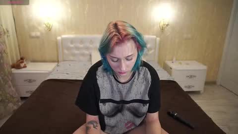 Snapshot of eliarose chatting on October 5, 9:02 pm Luna online show from October 5, 9:02 pm