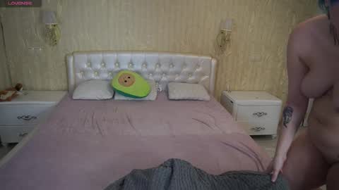 Snapshot of eliarose chatting on November 19, 10:10 pm Luna online show from November 19, 10:10 pm