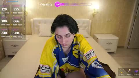 Snapshot of eliarose chatting on November 28, 10:01 pm Luna online show from November 28, 10:01 pm