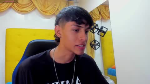 E L I A S online show from February 19, 3:28 am