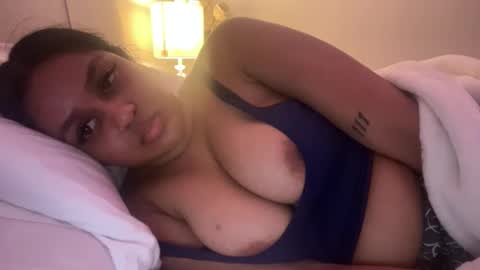 elibabyyy2 online show from March 28, 5:40 am