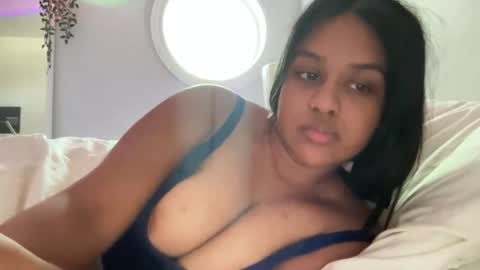 elibabyyy2 online show from June 2, 8:44 pm