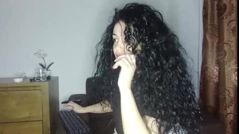 eliebullet online show from January 19, 5:33 am