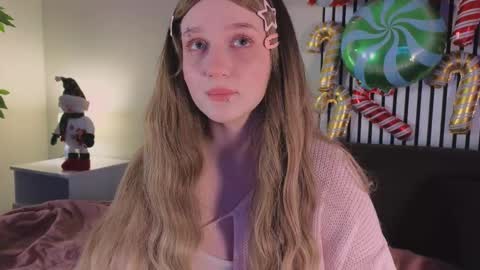 Ellie online show from December 4, 5:50 am