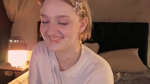 Ellie online show from February 13, 5:25 am