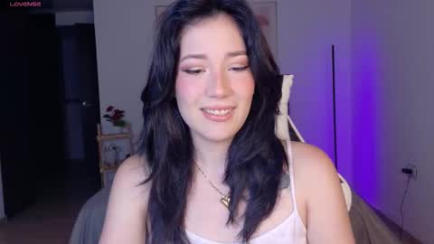 Snapshot of eliiih_ chatting on October 23, 3:39 am eliiih_ online show from October 23, 3:39 am