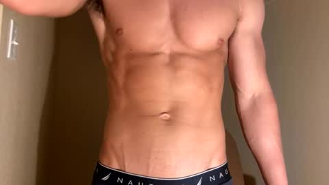Snapshot of elijahkinky24 chatting on June 5, 10:48 pm elijahkinky24 online show from June 5, 10:48 pm