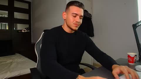 ElijahThorne online show from January 10, 8:38 am