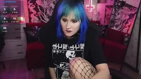 Snapshot of elika_kay chatting on October 4, 10:30 pm MORE ME online show from October 4, 10:30 pm