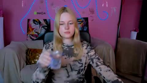 Elin online show from May 11, 2:45 pm