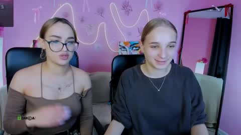 Elin online show from May 13, 5:49 am