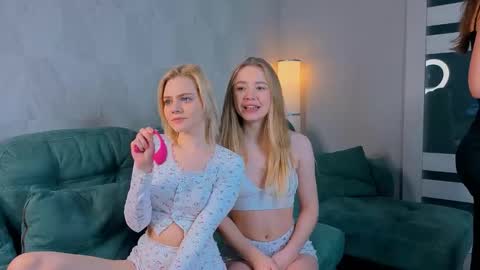 Elina online show from January 6, 5:44 am