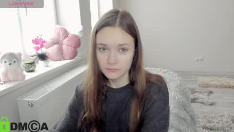 elina_x online show from April 2, 6:55 am