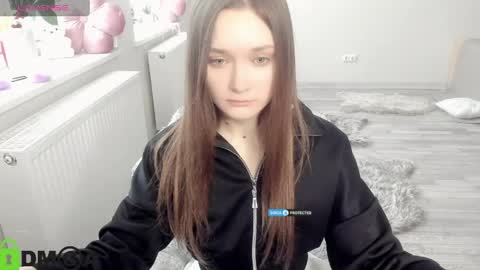 elina_x online show from April 7, 7:09 am