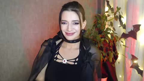 Snapshot of elinapretty chatting on November 1, 12:01 am Elina online show from November 1, 12:01 am