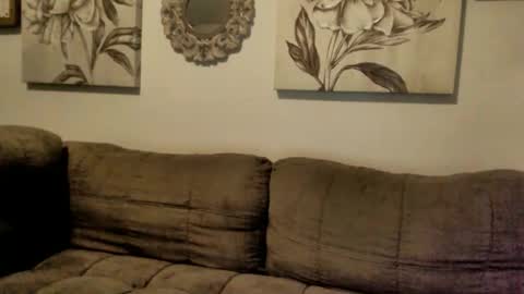 ElinaReign   online show from February 11, 12:37 am