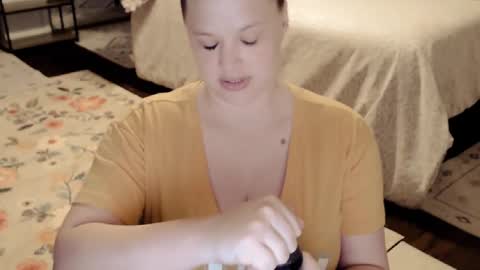 ElinaReign   online show from March 4, 7:47 am