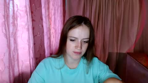 Snapshot of elinastar chatting on July 25, 10:57 am ElinaStar online show from July 25, 10:57 am