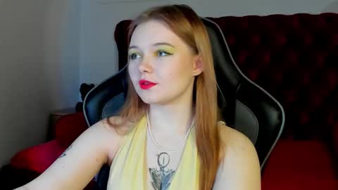 elinavale online show from March 26, 5:18 pm