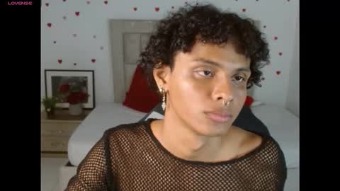 elio_fox online show from March 22, 5:33 am