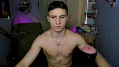 elion online show from April 2, 7:06 am