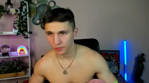 elion online show from April 3, 6:11 am