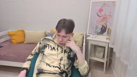 eliotmars online show from April 21, 12:22 pm