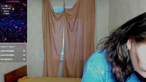 Snapshot of elis_gabbi chatting on February 2, 12:40 am Elis online show from February 2, 12:40 am