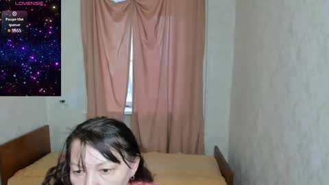 Snapshot of elis_gabbi chatting on February 9, 12:39 am Elis online show from February 9, 12:39 am