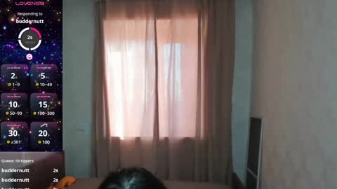 Snapshot of elis_gabbi chatting on February 22, 1:33 am Elis online show from February 22, 1:33 am