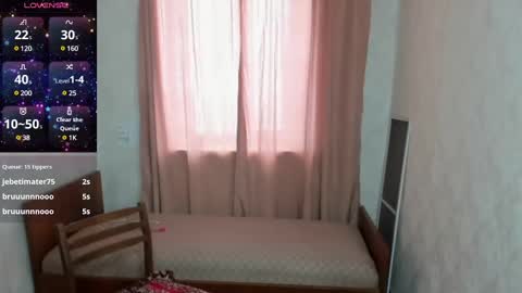 Snapshot of elis_gabbi chatting on February 27, 5:34 am Elis online show from February 27, 5:34 am